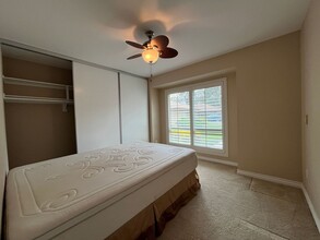13306 Village 13 in Camarillo, CA - Building Photo - Building Photo