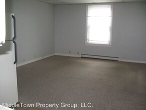 1409 W Jackson St in Muncie, IN - Building Photo - Building Photo