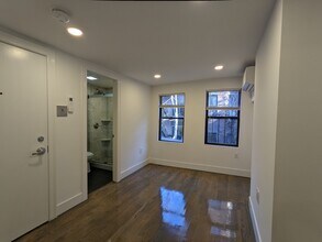 61 Joy St, Unit #3 in Boston, MA - Foto de edificio - Building Photo
