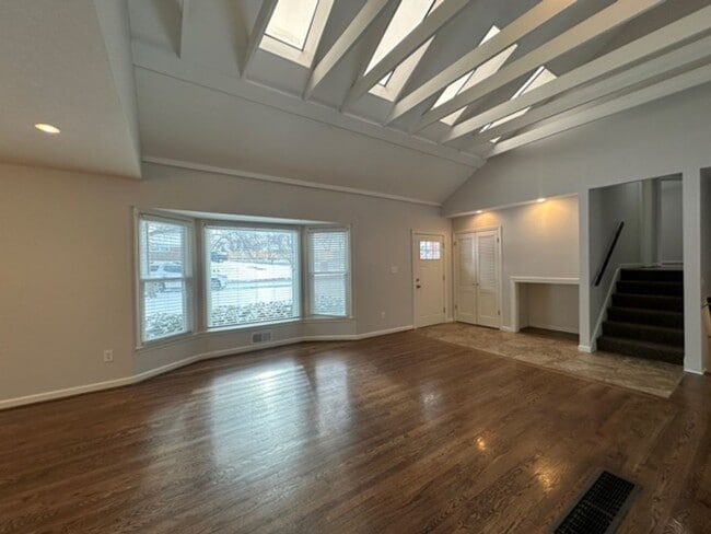 10240 Granada Ln in Overland Park, KS - Building Photo - Building Photo