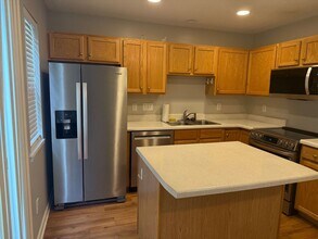 7 Sidney Marie Ct in Greensboro, NC - Building Photo - Building Photo