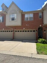 39528 Rockcrest Ln in Northville, MI - Building Photo