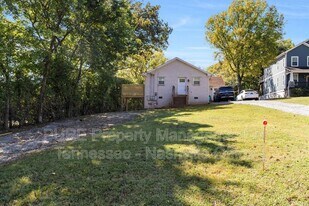622 Maplewood Ln in Nashville, TN - Building Photo