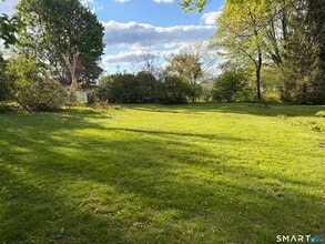 8 Wixted Ave in Danbury, CT - Building Photo - Building Photo