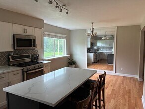 3677 Beech Dr in Ypsilanti, MI - Building Photo - Building Photo