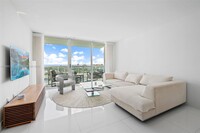 650 West Ave, Unit 1510 in Miami Beach, FL - Building Photo - Building Photo