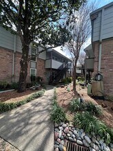 4450 Sherwood Ln in Houston, TX - Building Photo - Building Photo
