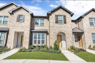 8046 Scanlan Trce in Sienna, TX - Building Photo