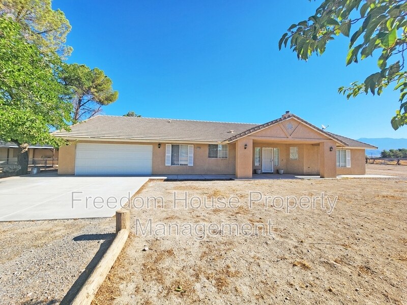 3120 E Easy St in Pahrump, NV - Building Photo