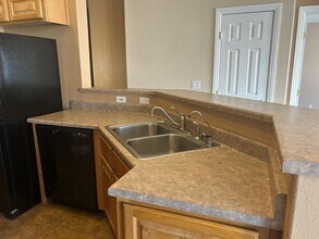 9440 Thunder Sky St in Las Vegas, NV - Building Photo - Building Photo