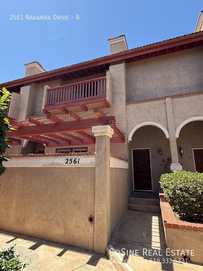 property at 2561 Navarra Dr