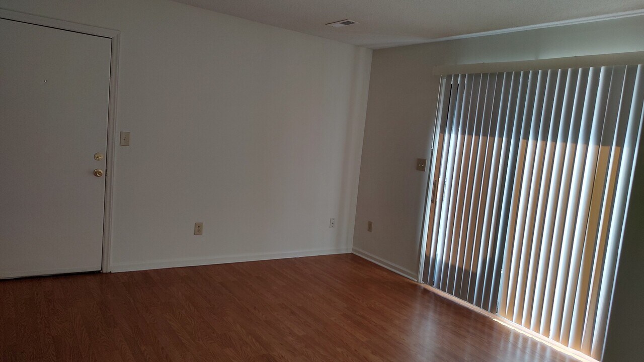 313 Leasburg Rd in Roxboro, NC - Building Photo