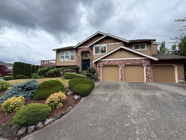 property at 6402 E Leola Ln