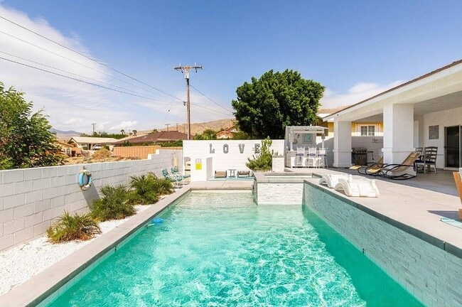 12753 Mountain View Rd, Unit 1153 in Desert Hot Springs, CA - Building Photo - Building Photo