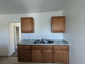 801 Lafayette Ave in Bay City, MI - Building Photo - Building Photo