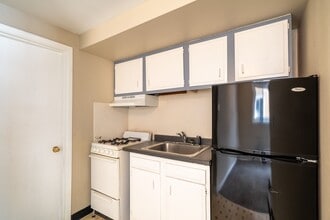 2676 Sheridan Dr in Tonawanda, NY - Building Photo - Building Photo