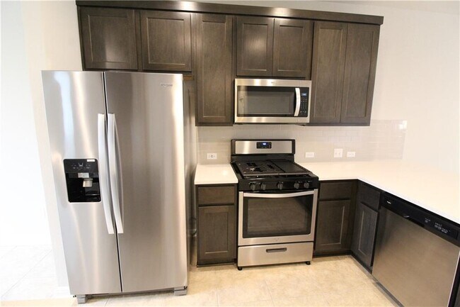 2028 Arendale Dr in Leander, TX - Building Photo - Building Photo