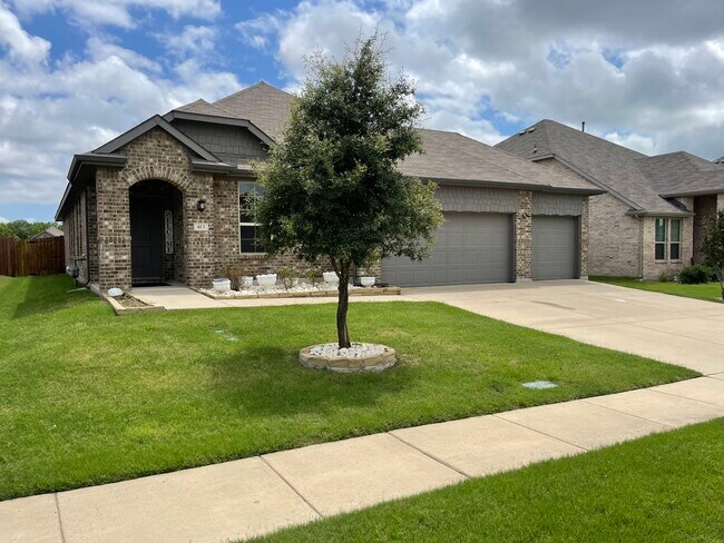 413 McCoy Dr in Van Alstyne, TX - Building Photo - Building Photo