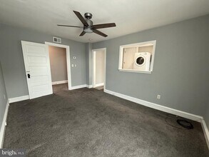 55 S 3rd St in Oxford, PA - Building Photo - Building Photo