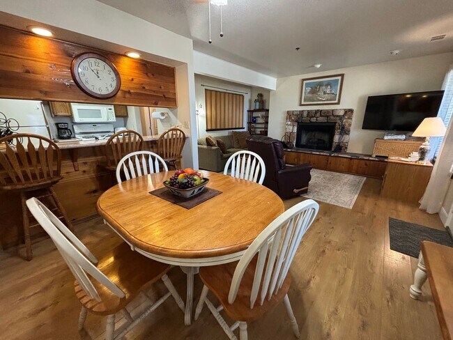 759 C Boulder Ct in Stateline, NV - Building Photo - Building Photo