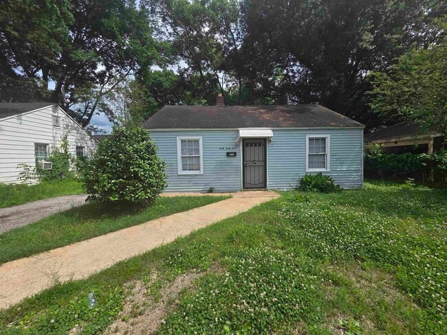 property at 4047 Chelsea Ave