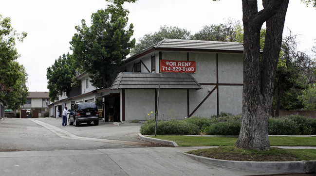 368 N 3rd Ave in Upland, CA - Building Photo - Building Photo