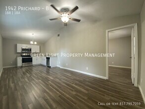 1942 Prichard Ln in Dallas, TX - Building Photo - Building Photo