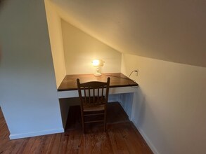 1020 Poole Rd in Westminster, MD - Foto de edificio - Building Photo