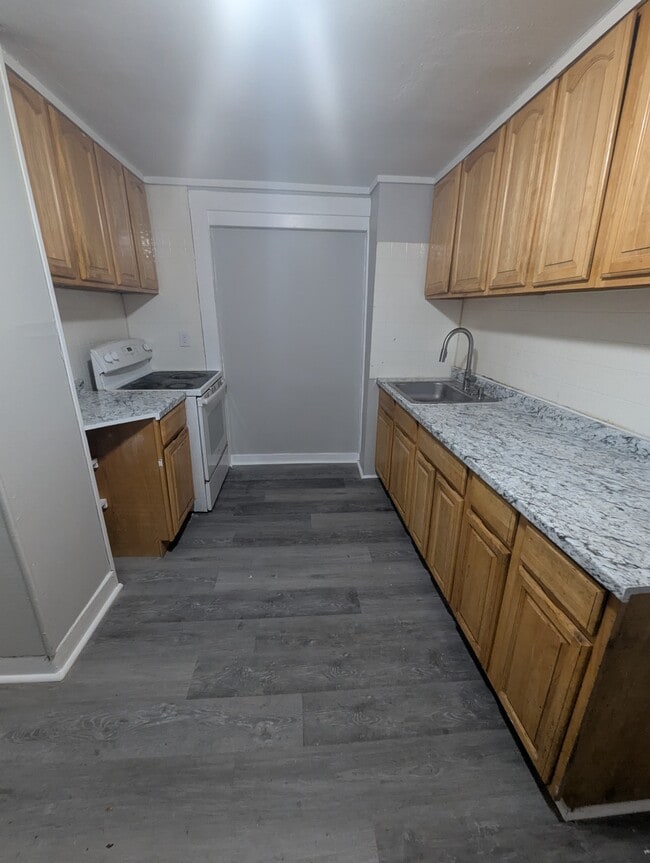 135 County St, Unit 1