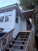 4238 1/2 Gaffney St in Pensacola, FL - Building Photo
