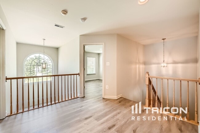 611 China Clipper Cir in Essex, MD - Building Photo - Building Photo
