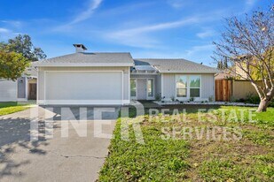 6612 Posten Way in Citrus Heights, CA - Building Photo