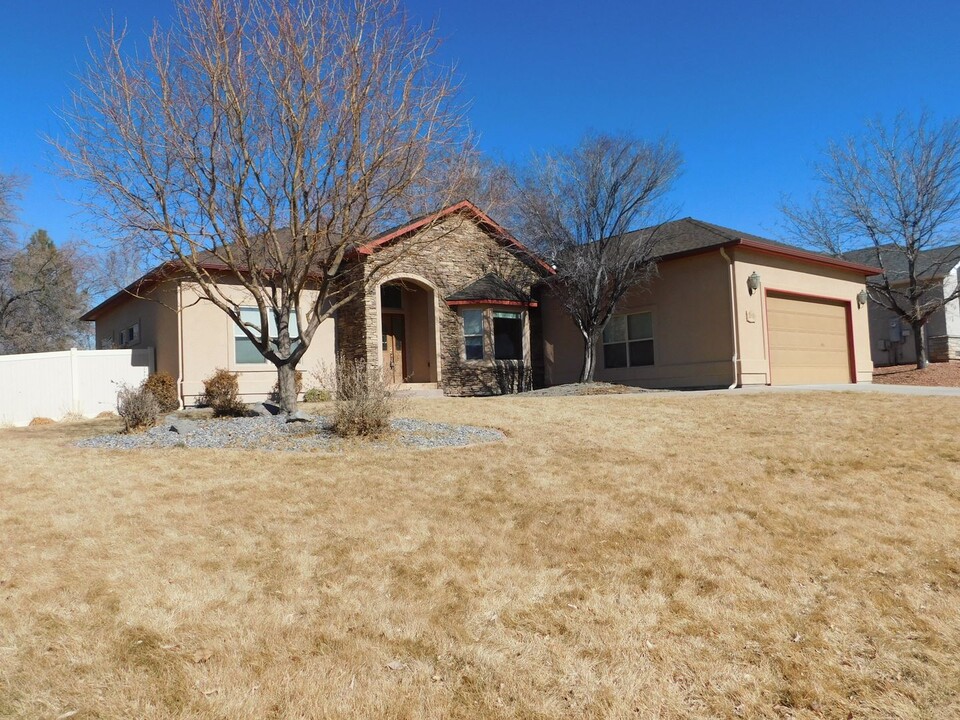 2618 Foxglove Ct in Grand Junction, CO - Foto de edificio