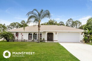 2172 S Cranberry Blvd in North Port, FL - Building Photo