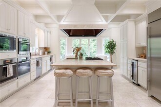 70 Finch Forest Trail NW in Atlanta, GA - Building Photo - Building Photo