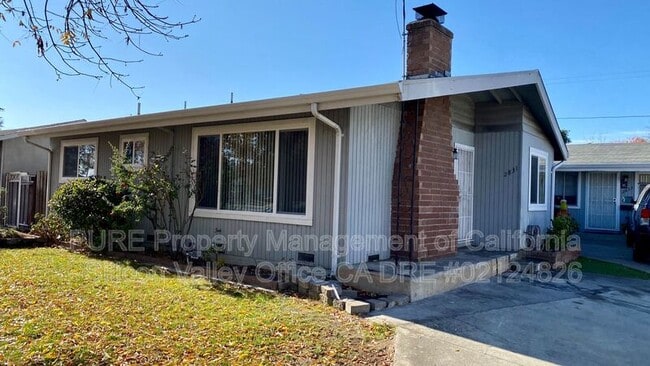 property at 2831 Union Ave