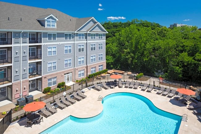 Merion Riverwalk Apartment Homes in Shelton, CT - Building Photo - Building Photo