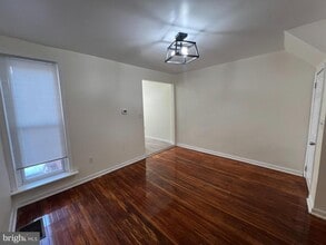 254 W Sheldon St in Philadelphia, PA - Building Photo - Building Photo