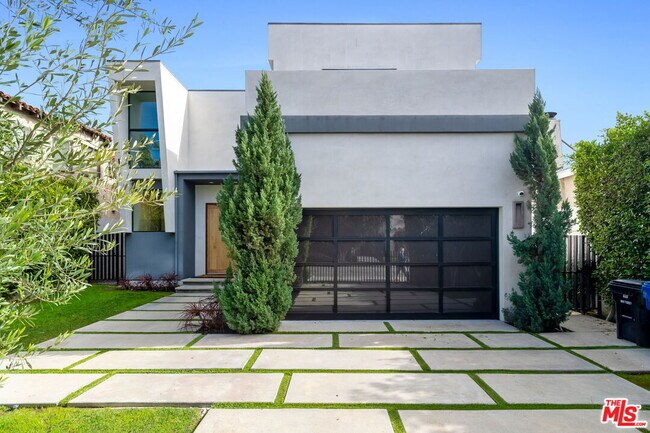 362 Croft Ave in Los Angeles, CA - Building Photo - Building Photo