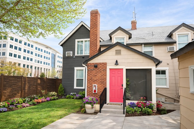 property at 527 Nevada St