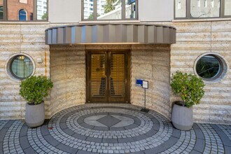 Crescent Nob Hill in San Francisco, CA - Foto de edificio - Building Photo