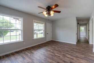 203 Fowler St in Hinesville, GA - Building Photo - Building Photo