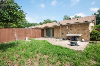 1324 Whitehall Dr in Plano, TX - Building Photo - Building Photo
