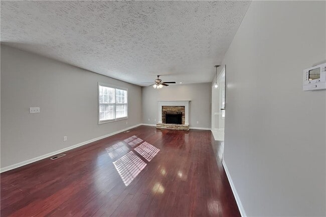 76 Riverbend Trail in Douglasville, GA - Building Photo - Building Photo