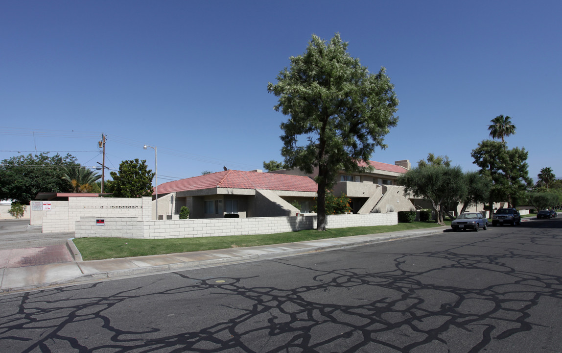 Candlewood Apartments in Cathedral City, CA - Building Photo