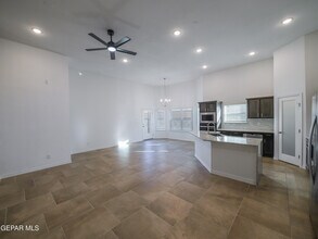 913 Ada Ln in El Paso, TX - Building Photo - Building Photo