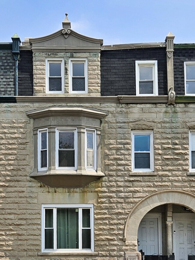 235 N Sacramento Blvd in Chicago, IL - Foto de edificio - Building Photo