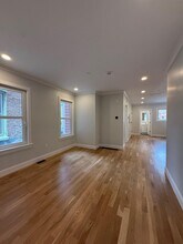 37 Gore St, Unit 2 in Cambridge, MA - Building Photo - Building Photo