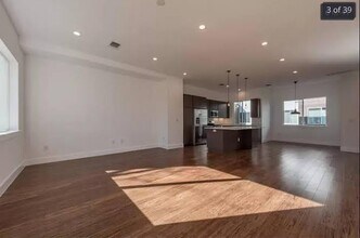 1801 E 2nd St in Austin, TX - Building Photo - Building Photo