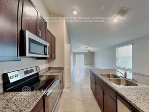 2219 Treesdale Ave in Ruskin, FL - Building Photo - Building Photo